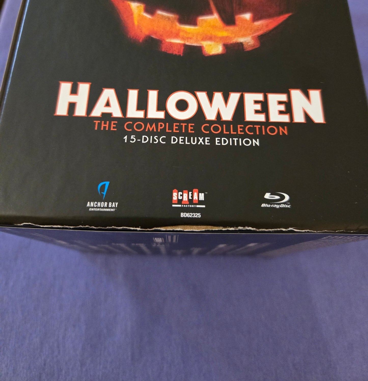 Halloween: The Complete Collection (Scream Factory) USED 15-Disc Box Set - Blu-ray *TEAR*